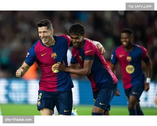 莱万替补登场屡建奇功 追平巴萨名宿进球纪录